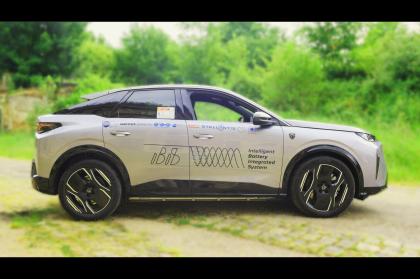 H Stellantis δοκιμάζει έναν νέο τύπο μπαταρίας